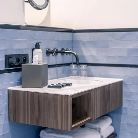 Du Parc 4*