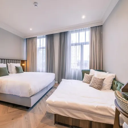 Du Parc Hotel 4*
